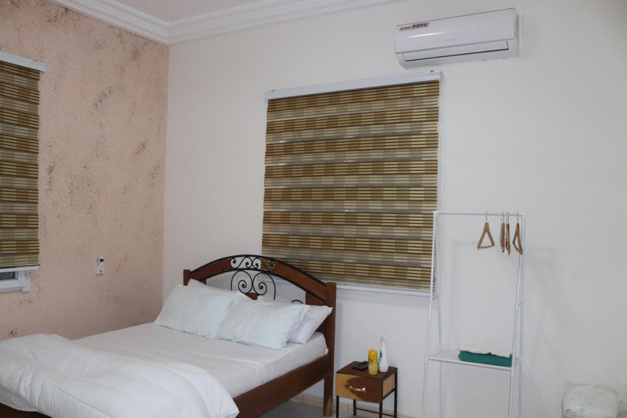 Residences Primis Thies - Appartements Et Chambres Εξωτερικό φωτογραφία