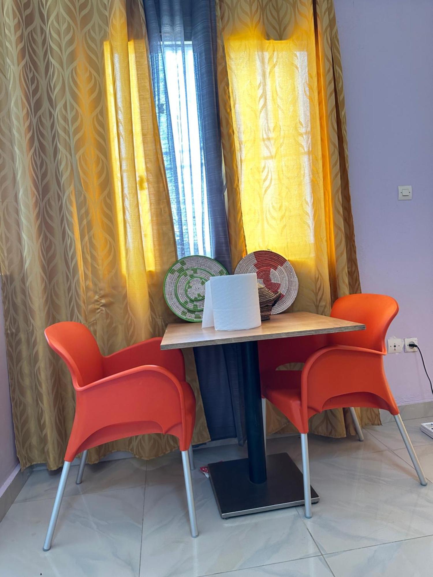 Residences Primis Thies - Appartements Et Chambres Εξωτερικό φωτογραφία